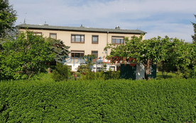 Verkaufe Haus in einem Reihenhaus (Mitte) mit ca. 95 qm und vier Zimmer 