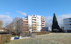 Helle 2-Zimmer-Eigentumswohnung mit Südost-Balkon, Aufzug und barrierearmem Zugang – ab August 2026 frei verfügbar